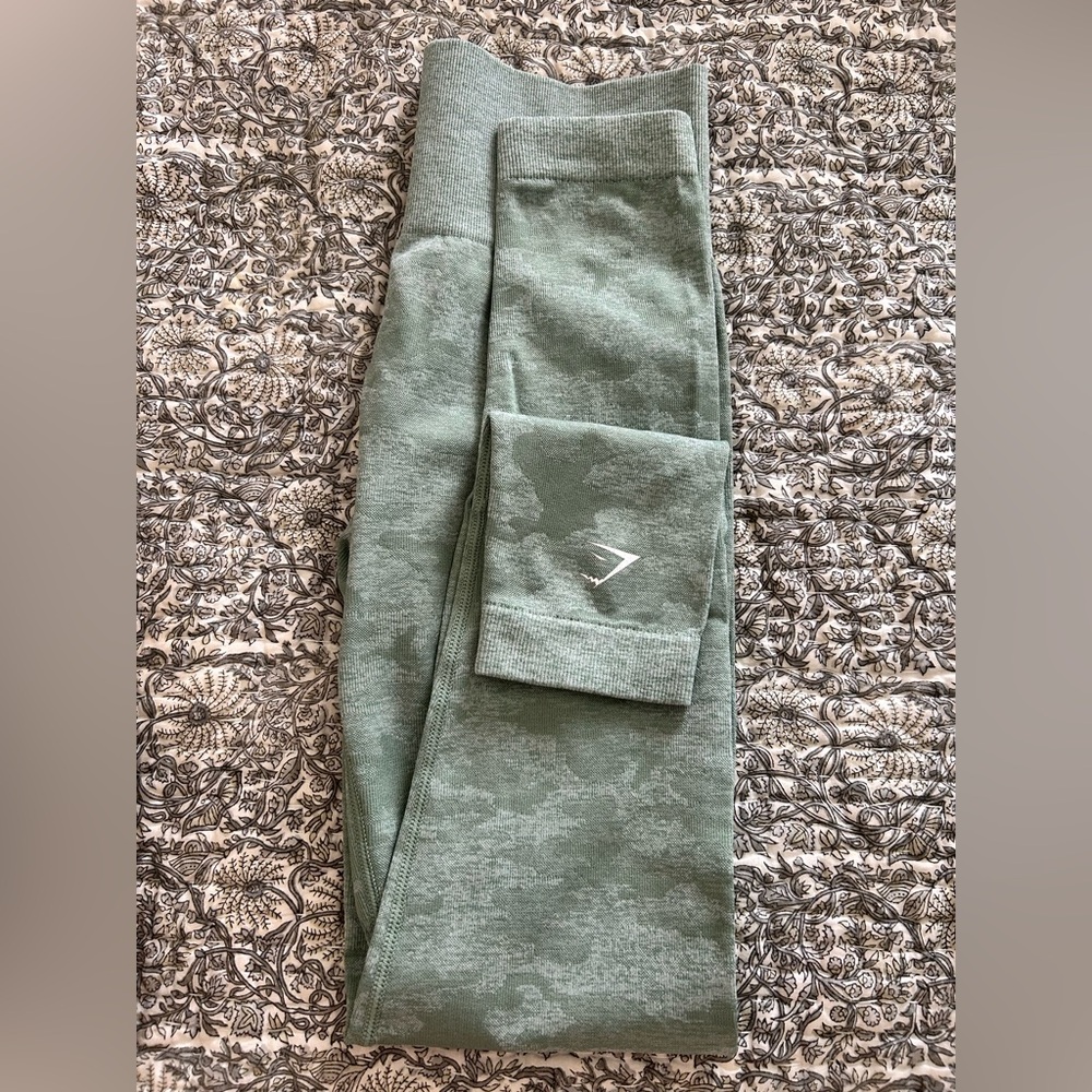 Gymshark Camo Scrunch Legging